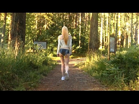❤️ Ilus naine liigub aeglaselt, mitte alasti video ❤❌ Anaal porno at us ️❤